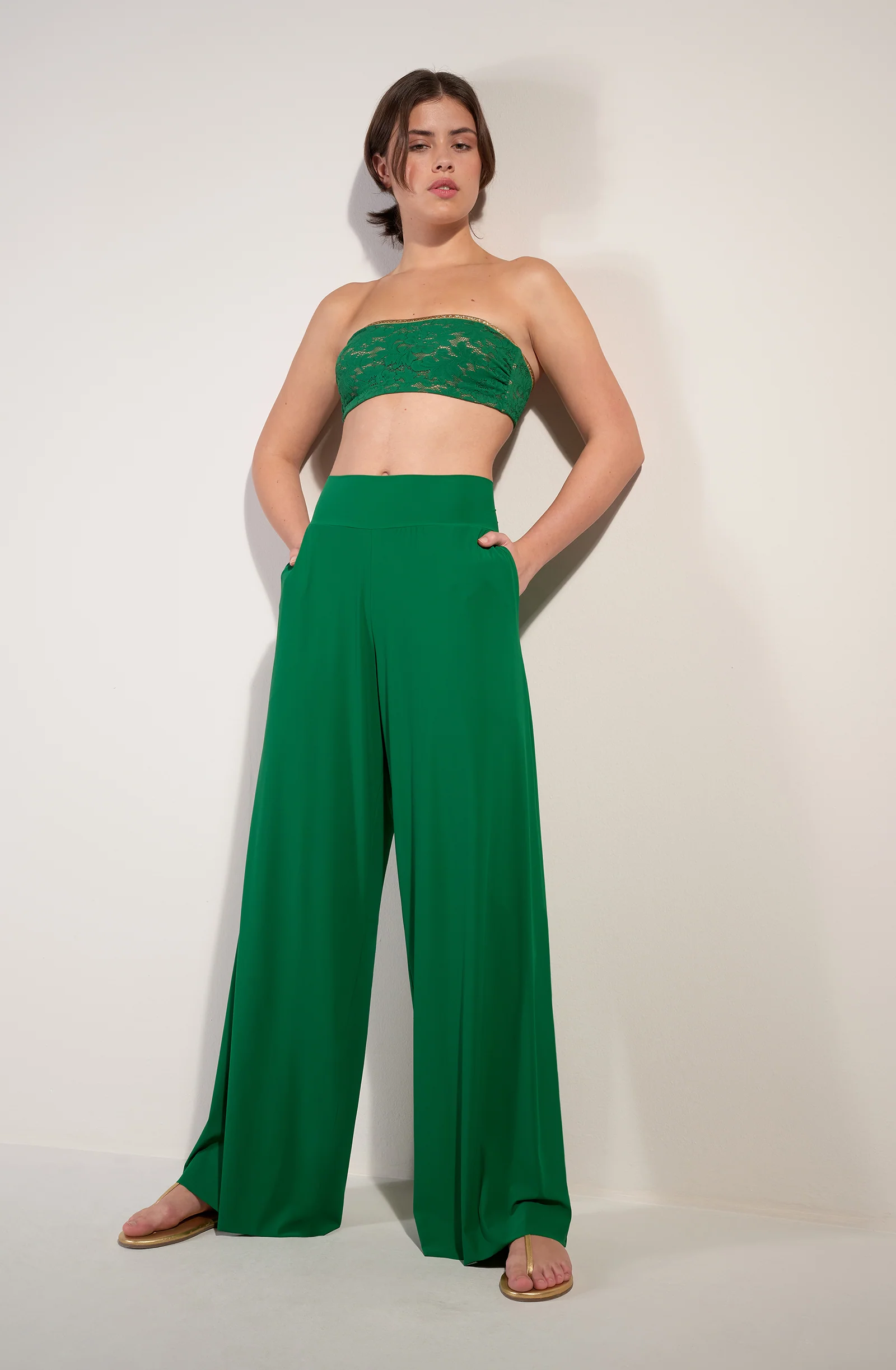 alya - jade - Image 7