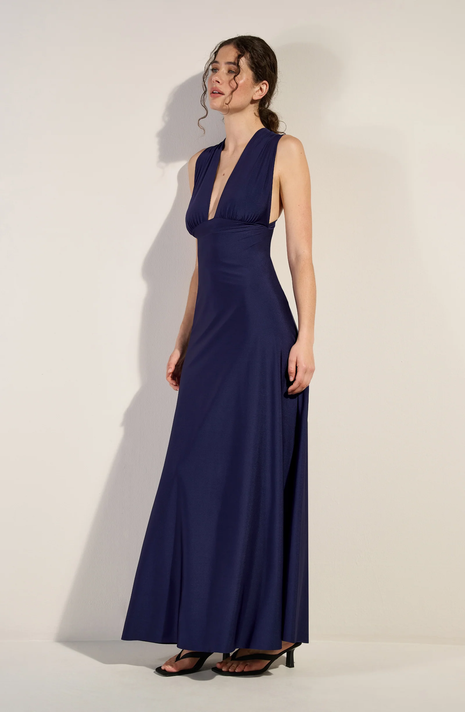 reena - navy - Image 3